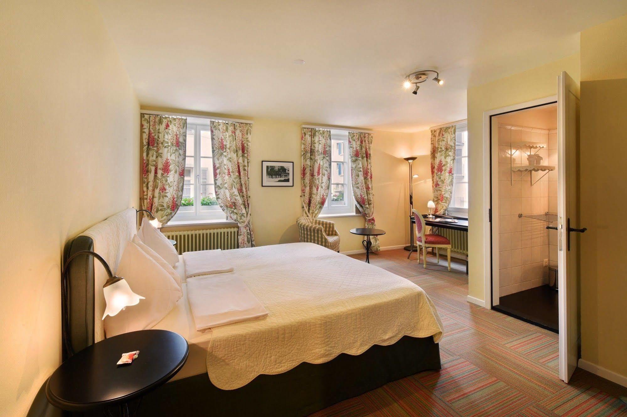Romantik Hotel Schwan Хорген Екстериор снимка