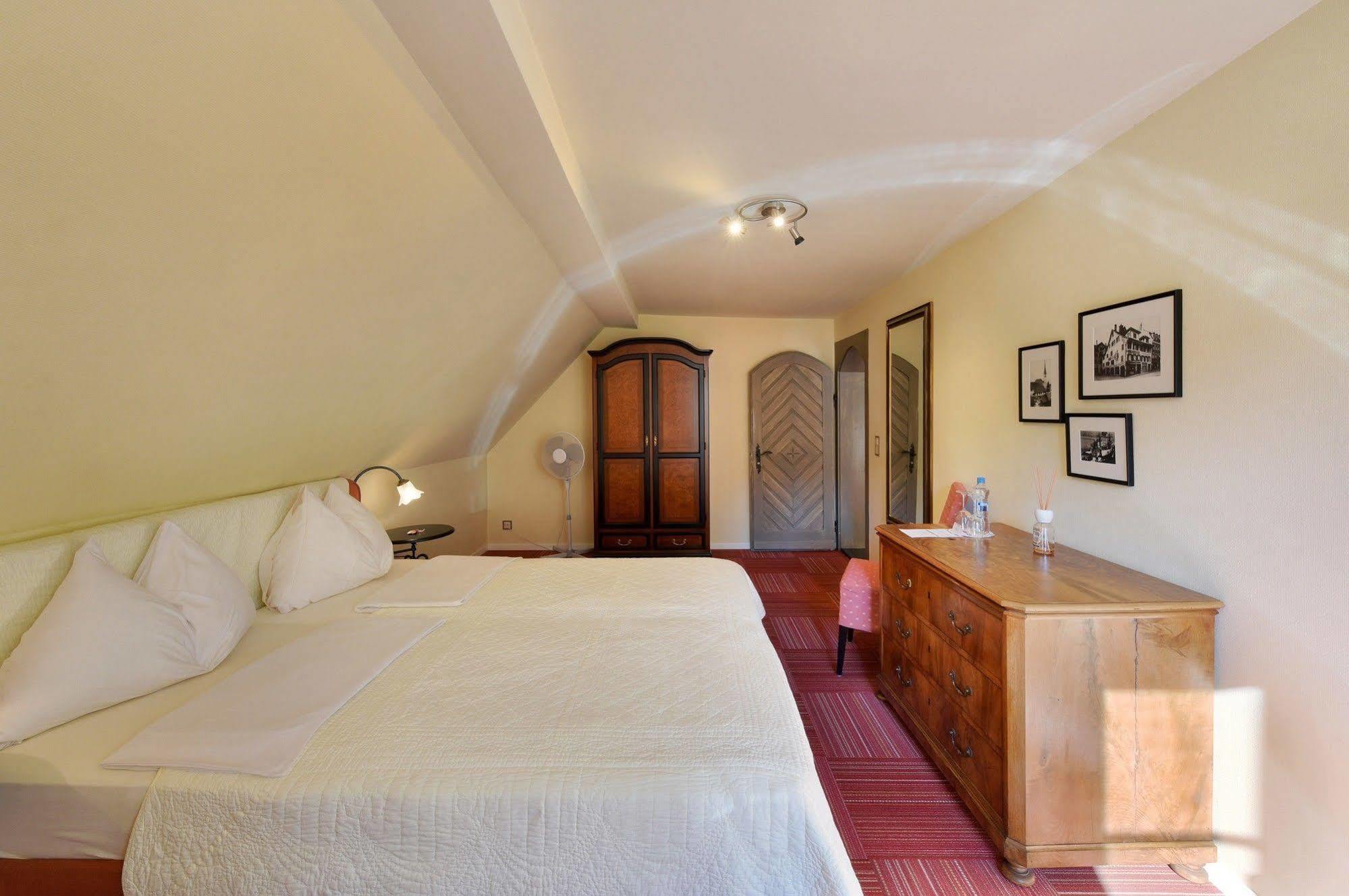 Romantik Hotel Schwan Хорген Екстериор снимка